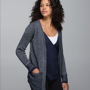 Lululemon Vestigan-Size 10